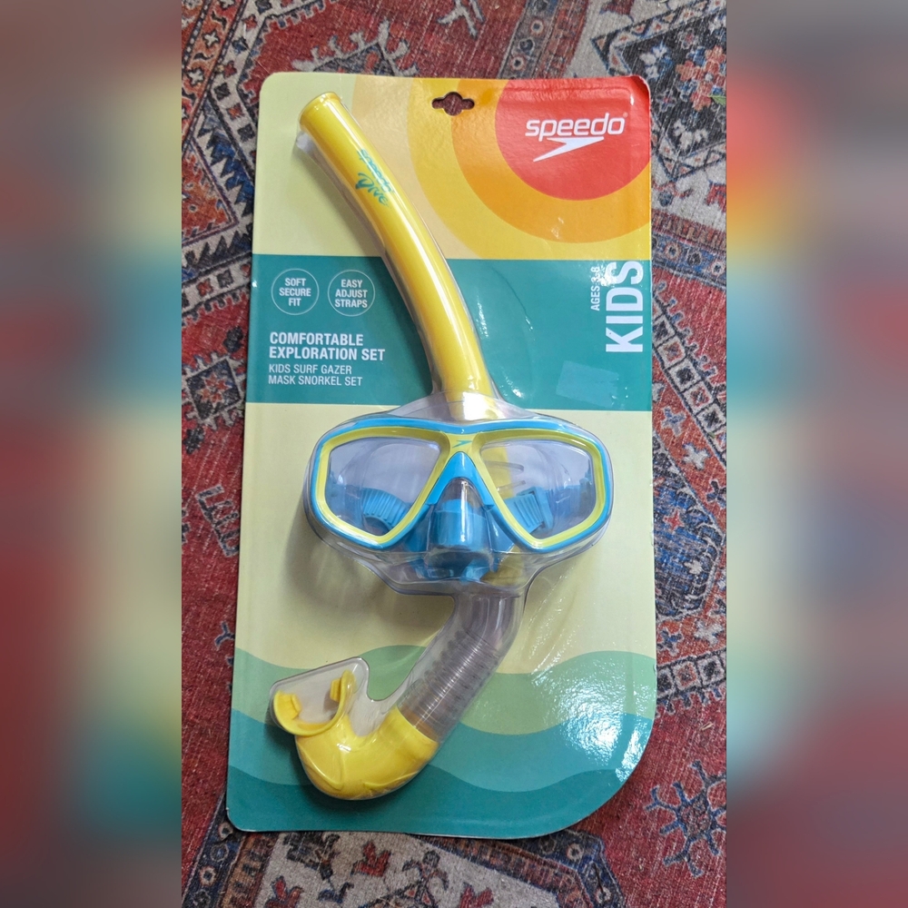 Speedo Kids Snorkel Set with Yellow and Blue Mask